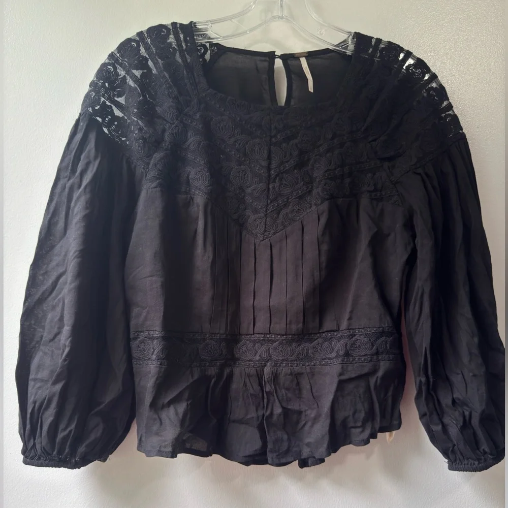 Free People Black Eyelet Top Sz S